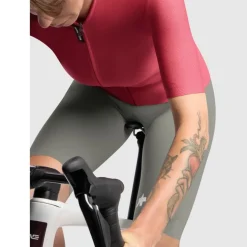 Assos DYORA R S11 Fietsshirt met Korte Mouwen Dames - deadly berry