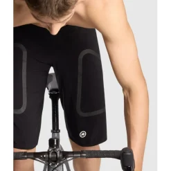 Assos TRAIL TACTICA T3 Cargoshort Heren - black series