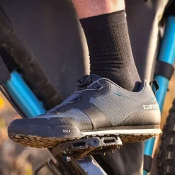 Giro Tracker Schoenen Dames - portaro grey/sandstone