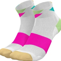 INCYLENCE Ultralight Strikes Short Sokken - Wit Roze