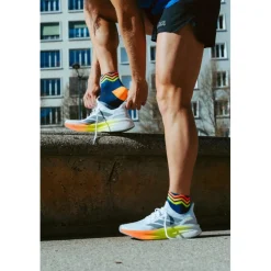 INCYLENCE Ultralight Waves Short Sokken - Navy Orange