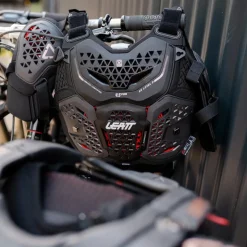Leatt 4.5 Hybrid Pro Borstbeschermer Dames - zwart