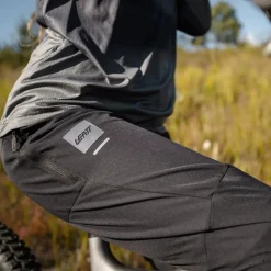 Leatt Trail 3.0 MTB broek met zeem dames - spookzwart