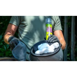 Muc-Off Helmet Foam Fresh Schuimreiniger voor binnenhelmen 250 ml